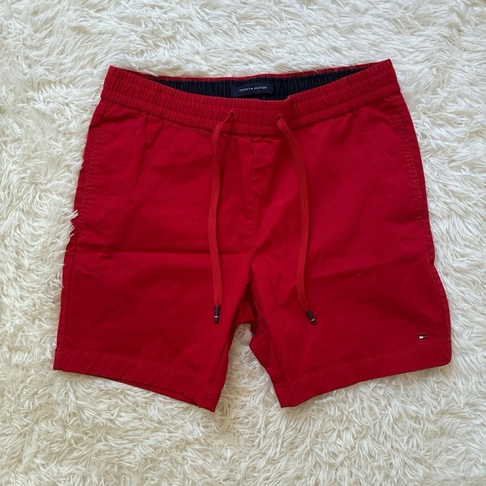 Tommy Hilfiger red preppy elastic waist shorts summer beach vibe